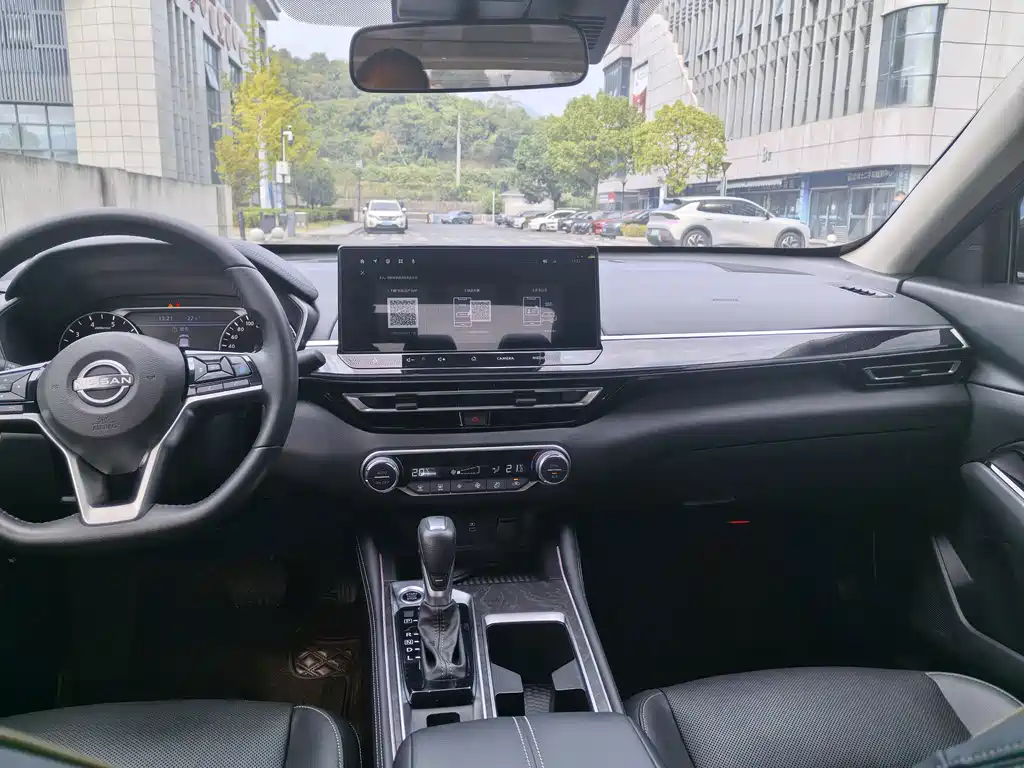 Nissan Teana — миниатюра 6