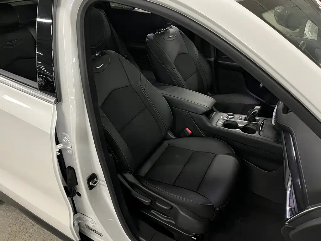 Cadillac XT4 — миниатюра 19