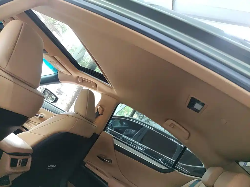 Lexus ES — миниатюра 18
