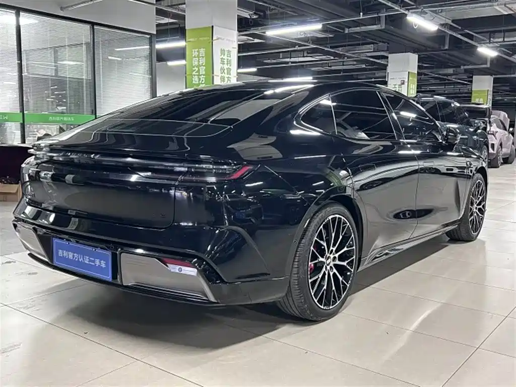 GEELY GALAXY GALAXY E8