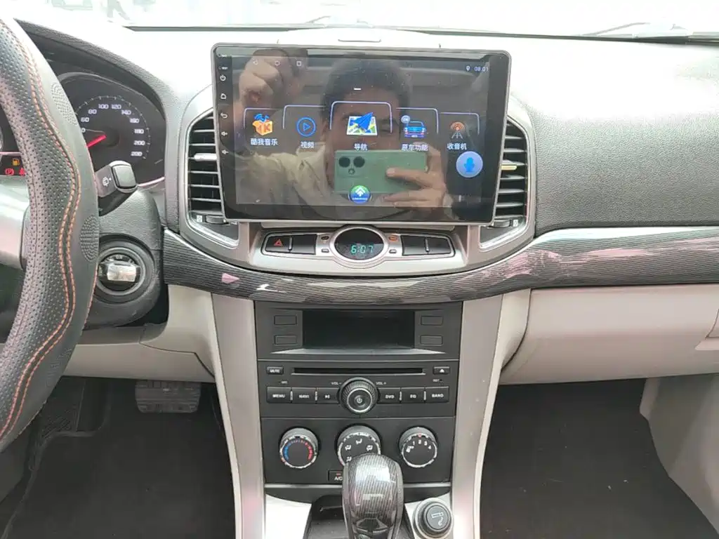 Chevrolet Captiva — миниатюра 13