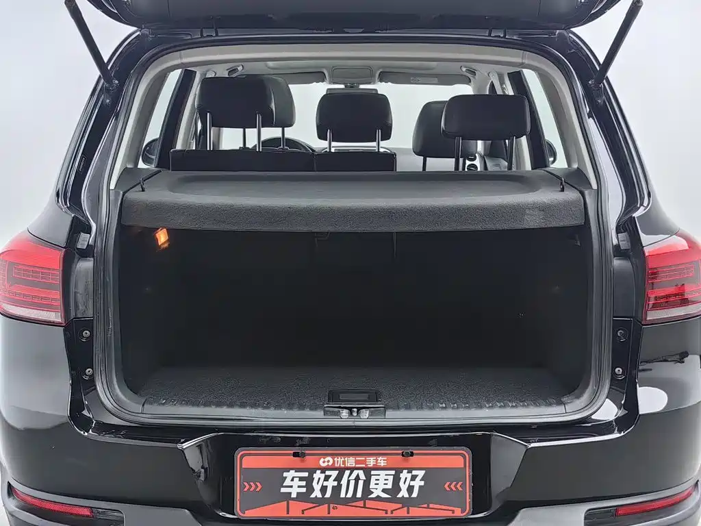 Volkswagen Tiguan — миниатюра 16