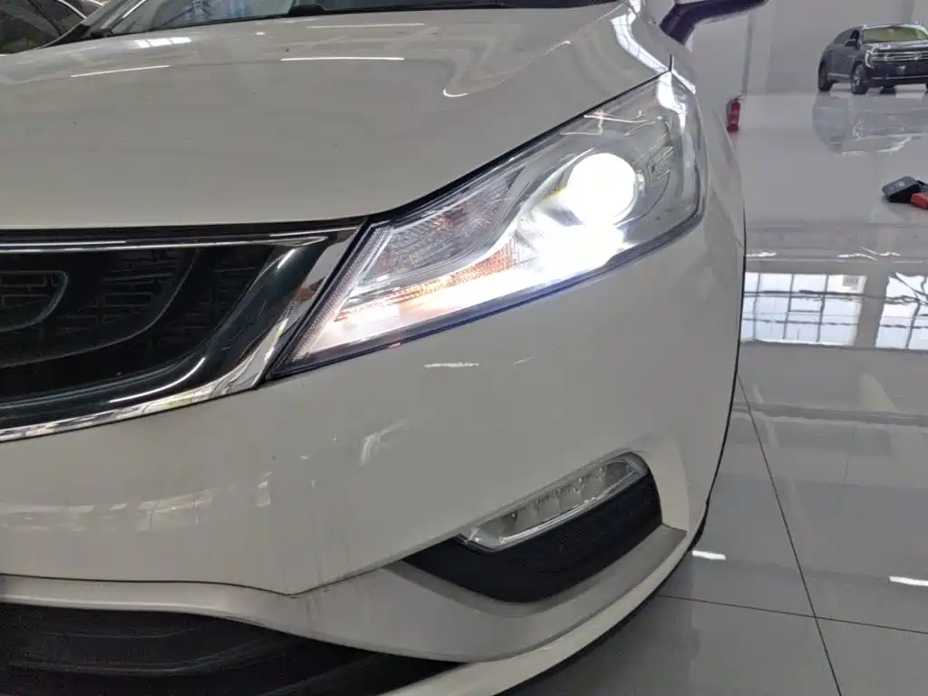 Geely Emgrand GS — миниатюра 24