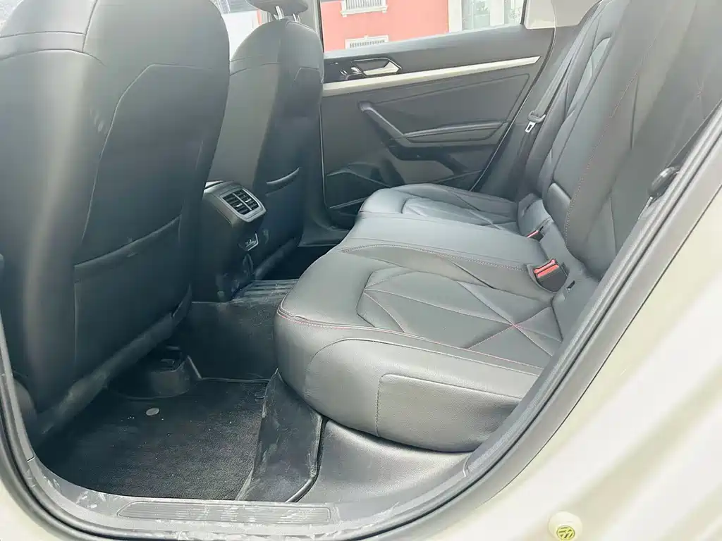 Volkswagen Lavida 2024 300TSI DSG Lead