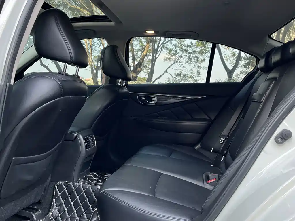 Infiniti Q50L — миниатюра 4