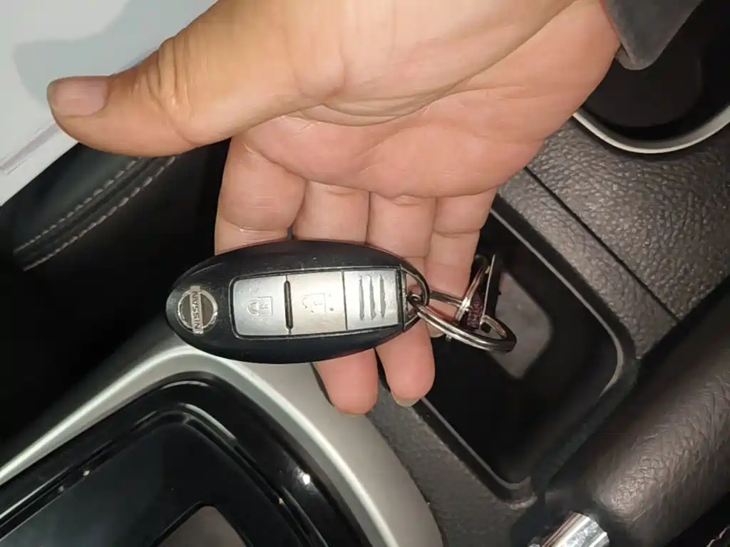 Nissan Tiida — миниатюра 9