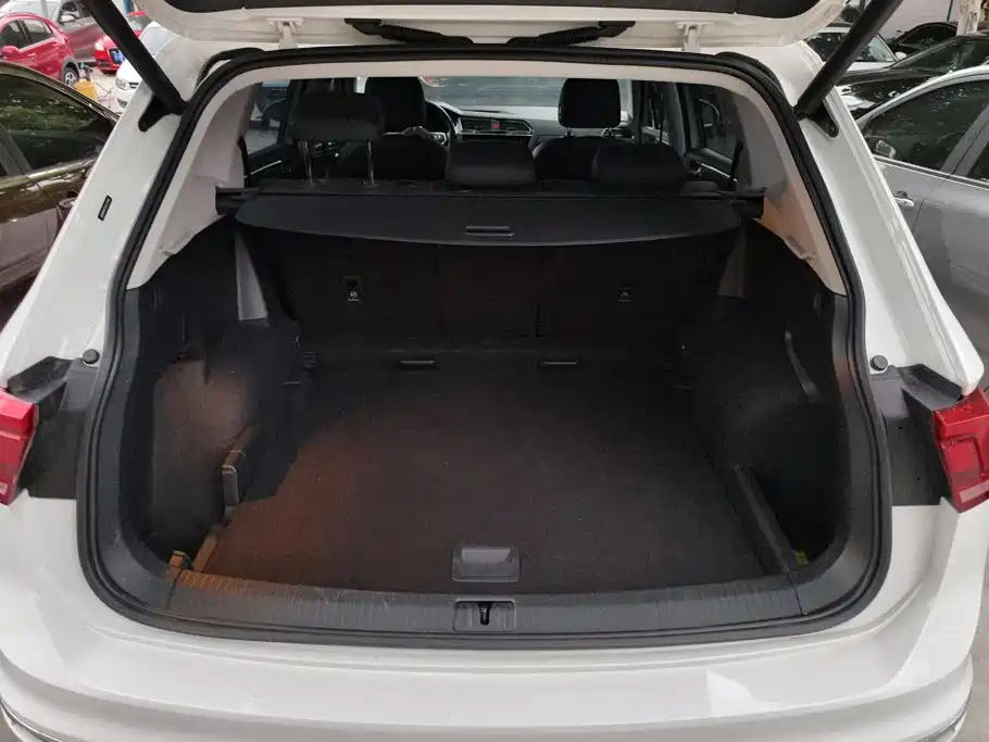 Volkswagen Tiguan L — миниатюра 4