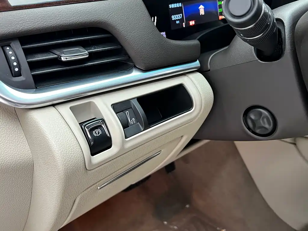 Cadillac XTS — миниатюра 18