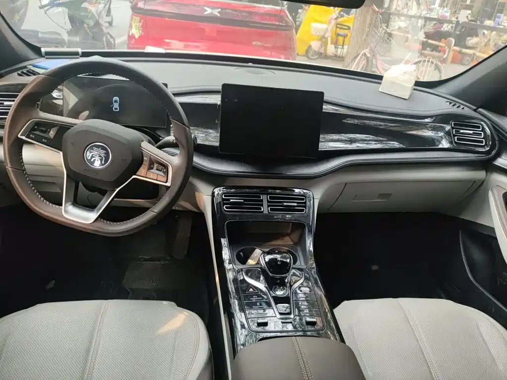 BYD Qin PLUS — миниатюра 10