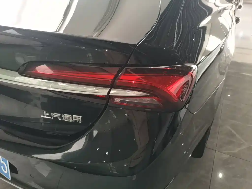 Buick LaCrosse — миниатюра 8
