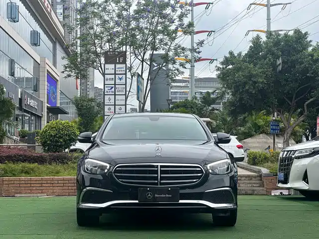 MERCEDES-BENZ  E CLASS 2021