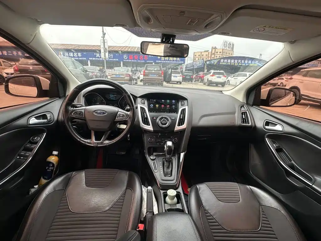 Ford Focus — миниатюра 10