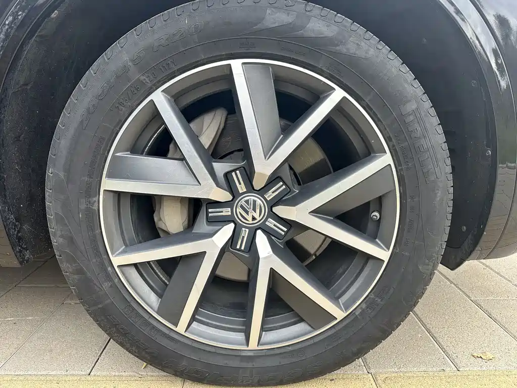 Volkswagen Touareg — миниатюра 21