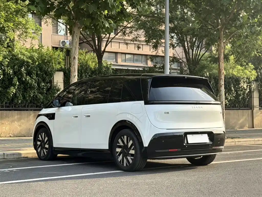 Zeekr Mix 2025 Smart Drive