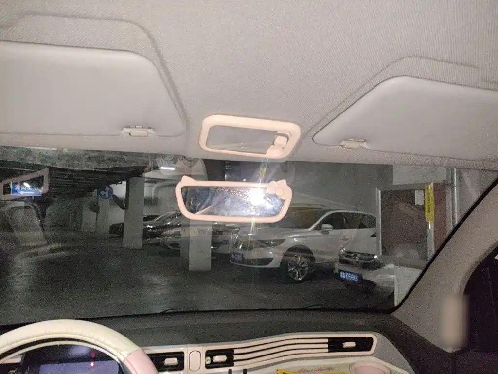 Wuling MINIEV — миниатюра 14