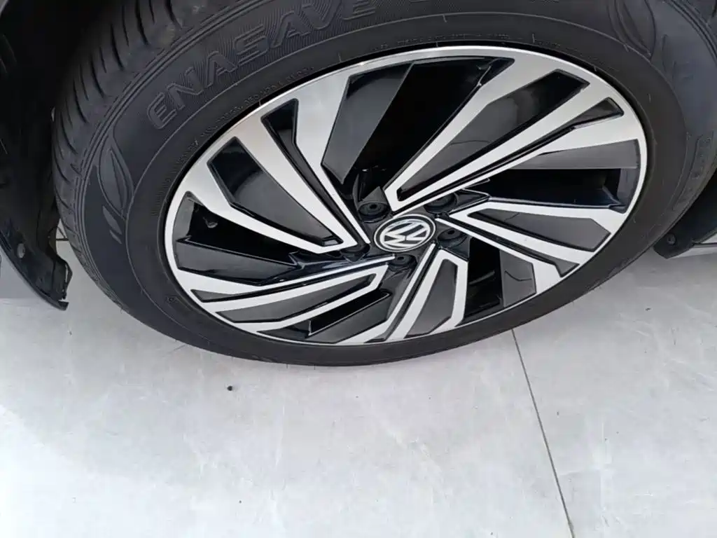 Volkswagen Sagitar — миниатюра 23