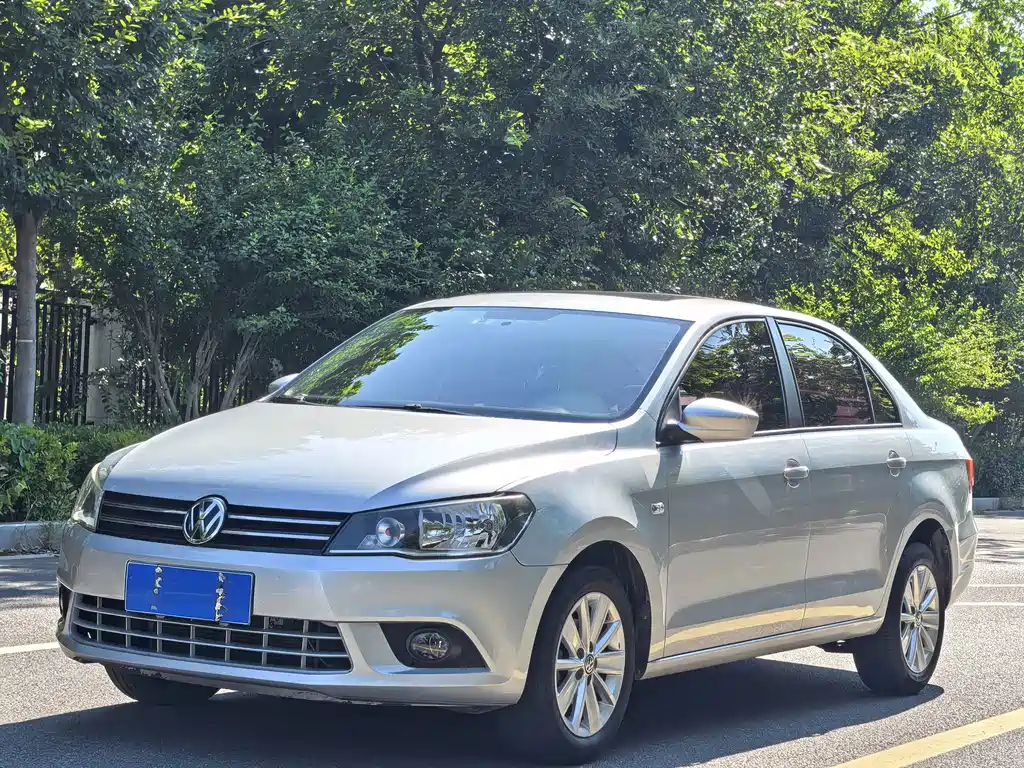 2017 Volkswagen Jetta - zdjęcie 1 z 9