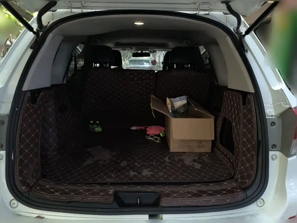 Nissan Terra — миниатюра 15