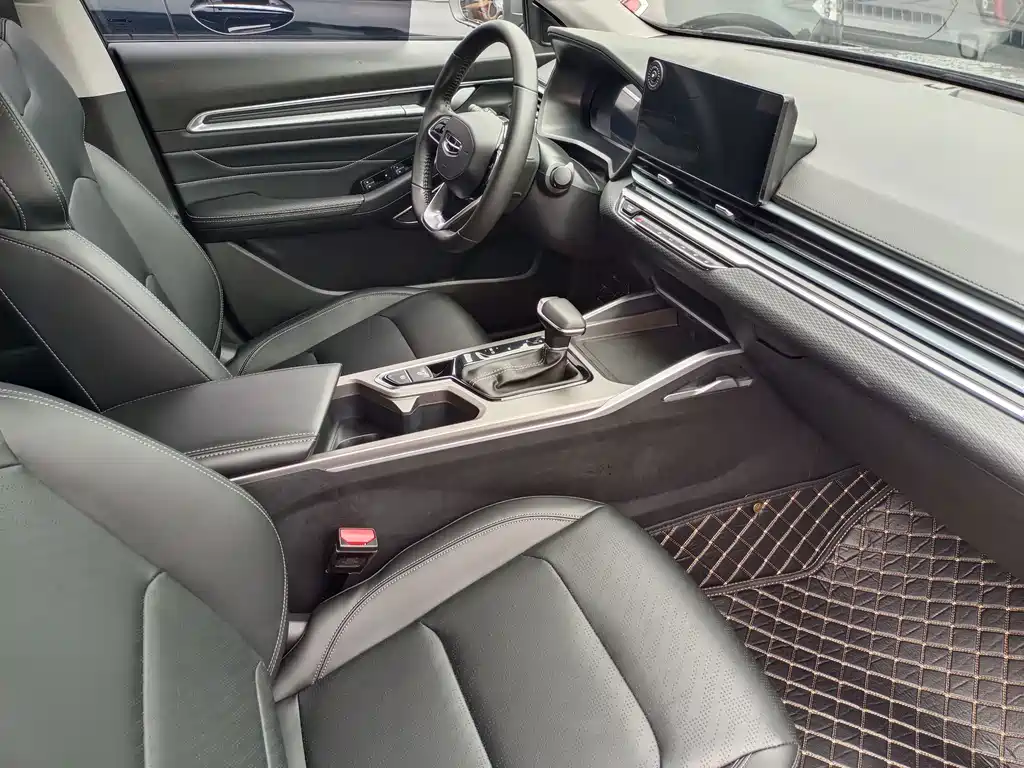 Geely Emgrand — миниатюра 10
