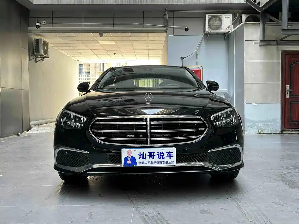 Mercedes-Benz E-Class — миниатюра 4