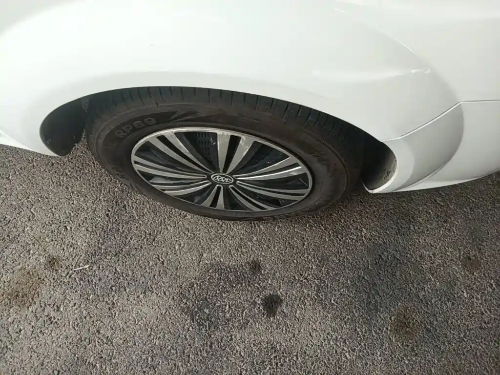 Buick Excelle — миниатюра 12