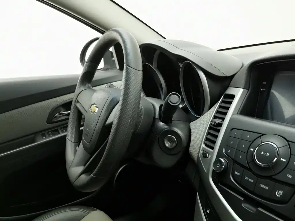 Chevrolet Cruze — миниатюра 22