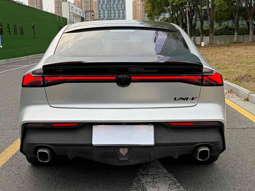 Changan UNI-V — миниатюра 5