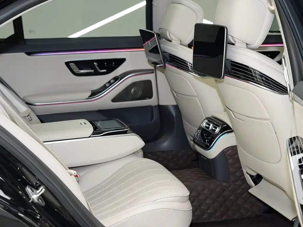 Mercedes-Benz S-Class — миниатюра 14