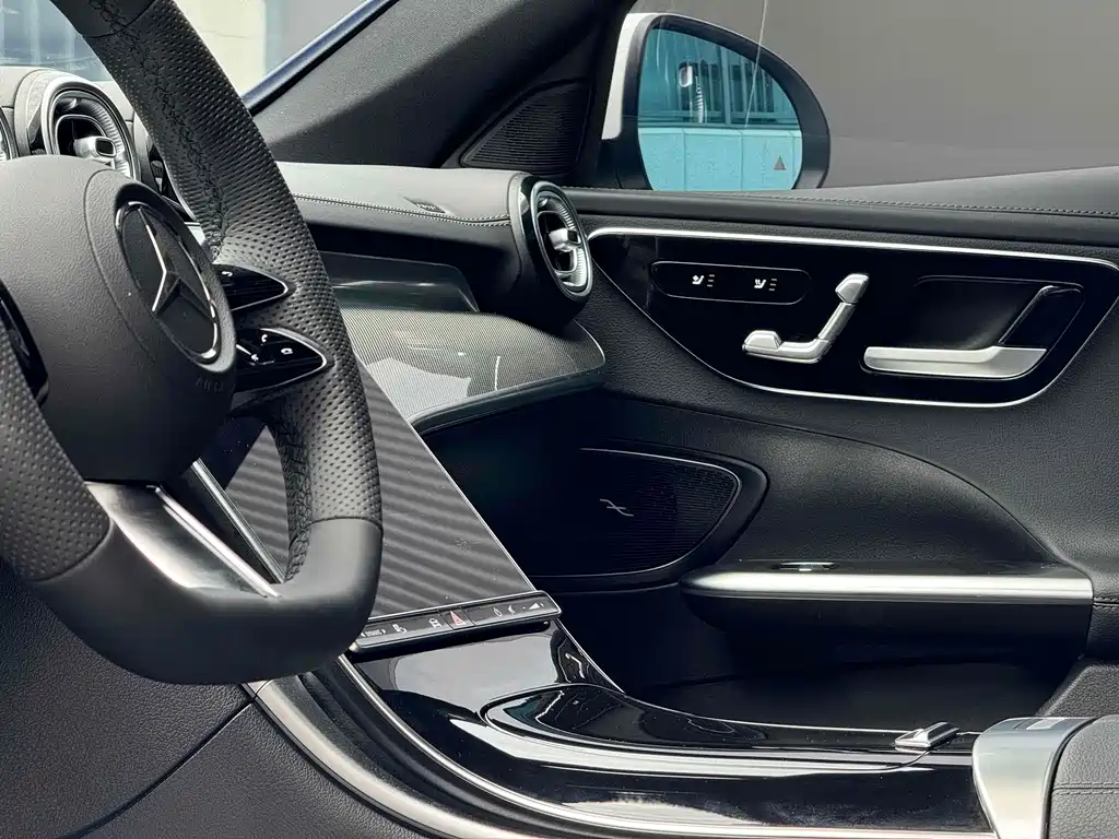 MERCEDES-BENZ  C CLASS