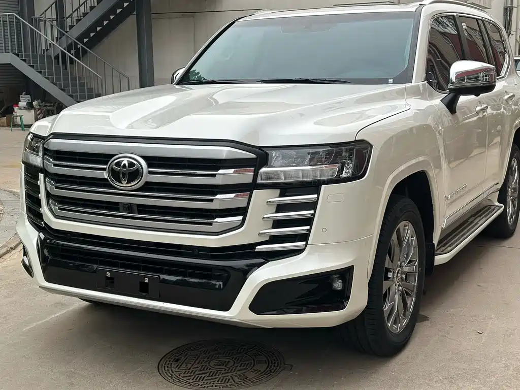 Toyota Land Cruiser — миниатюра 7