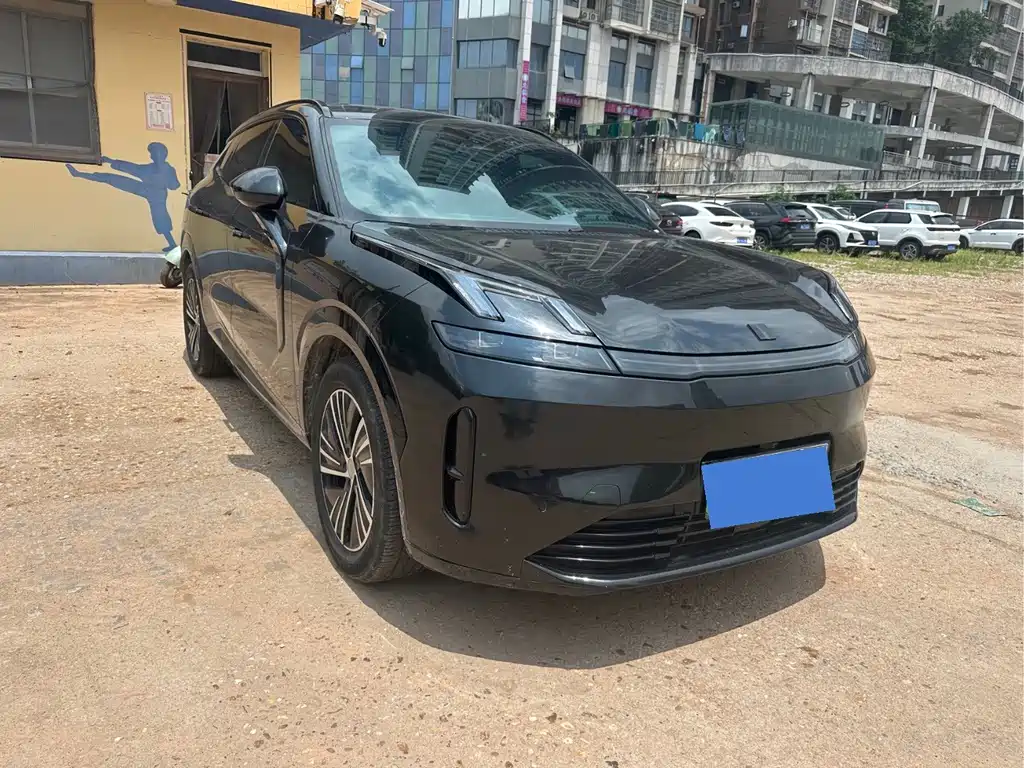 Lynk & Co 08 EM-P — миниатюра 3