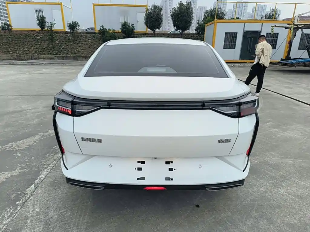 Aeolus Yixuan — миниатюра 6