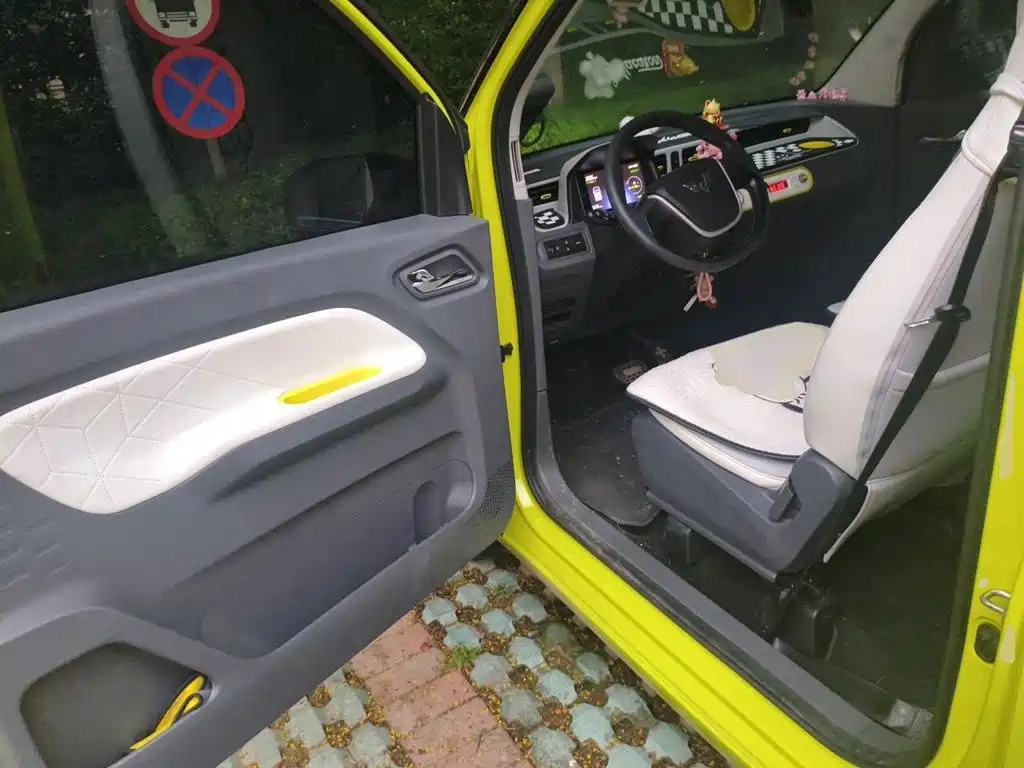 Wuling MINIEV — миниатюра 12