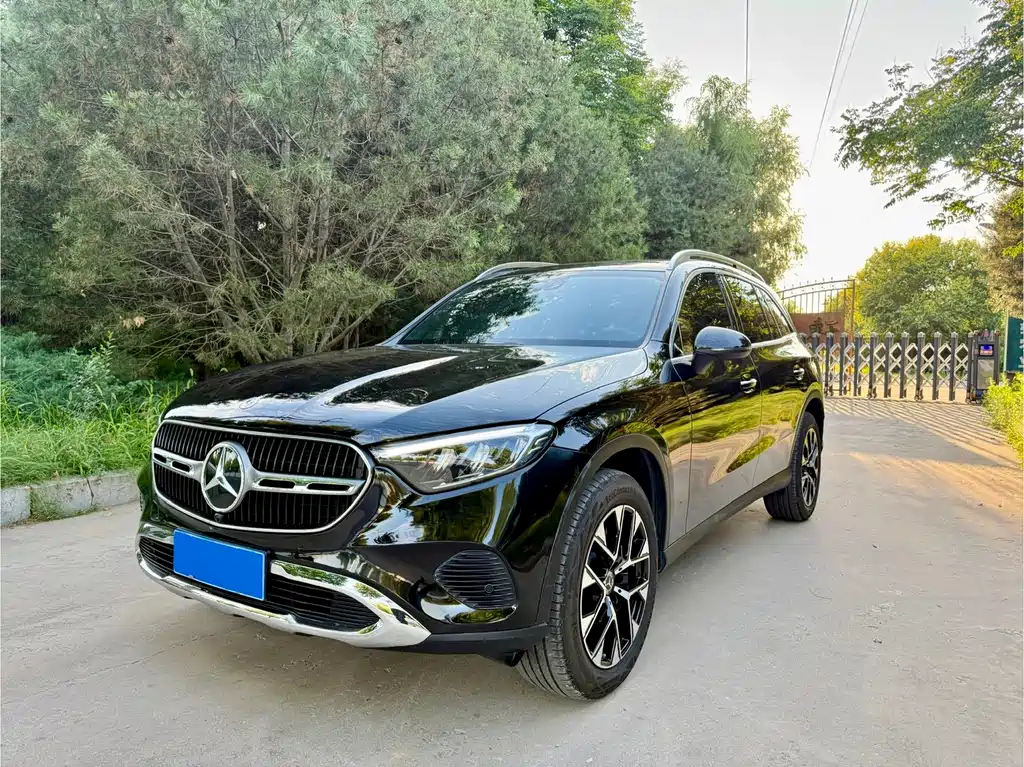Mercedes-Benz GLC 2024 GLC 260 L 4MATIC 5 мест