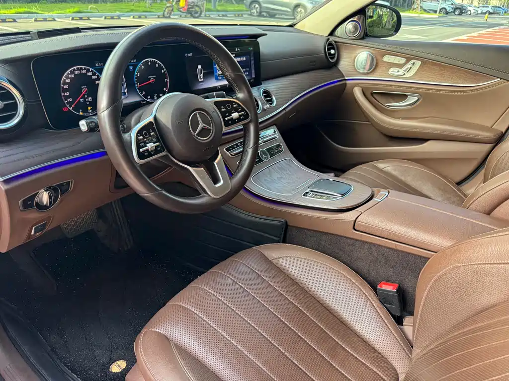MERCEDES-BENZ  E CLASS