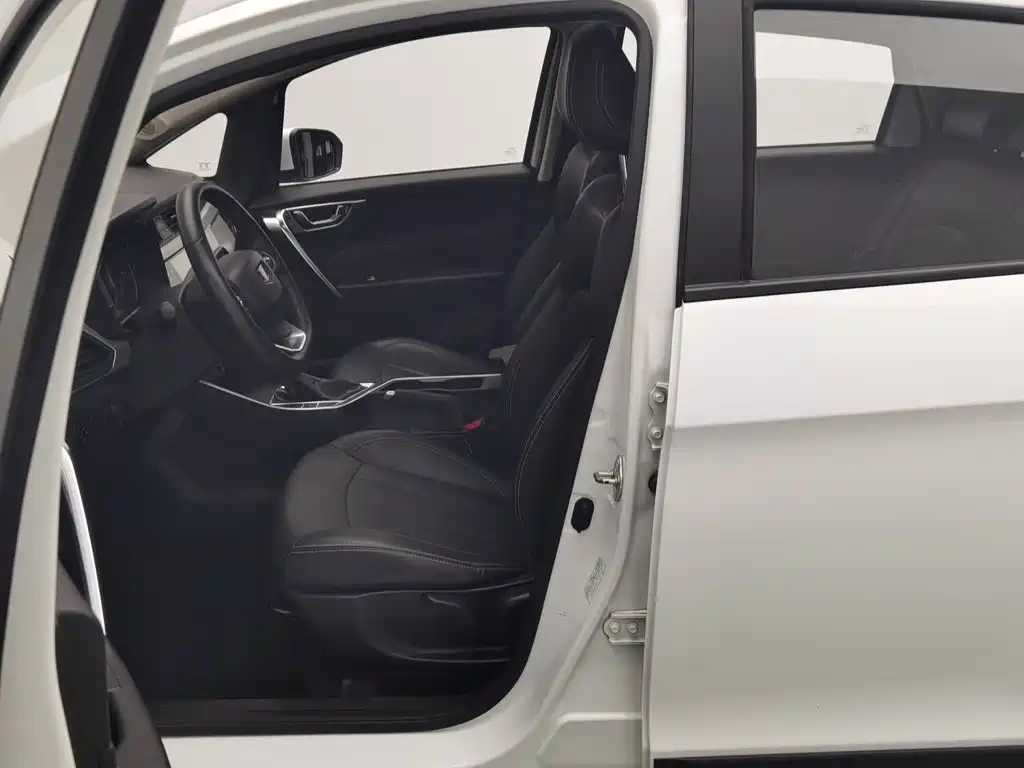 Geely Vision X3 — миниатюра 10