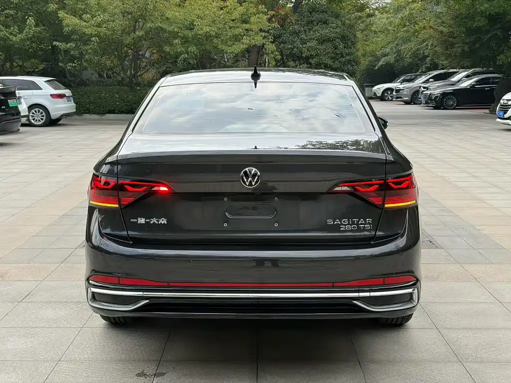 Volkswagen Sagitar — миниатюра 8