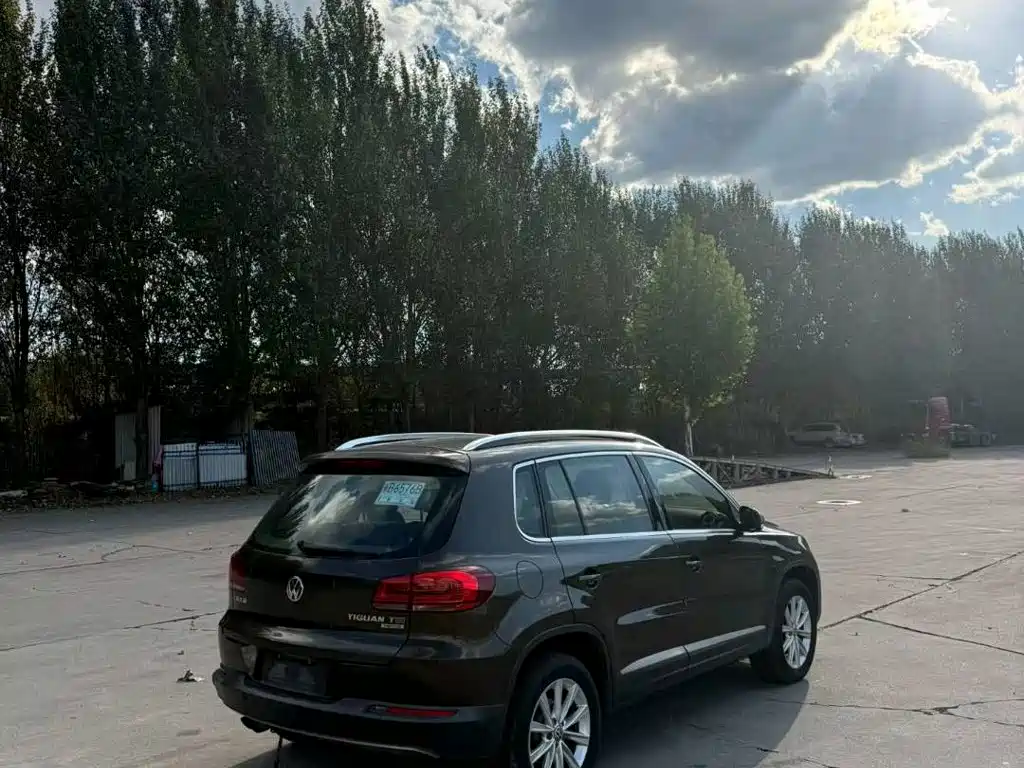 Volkswagen Tiguan — миниатюра 8