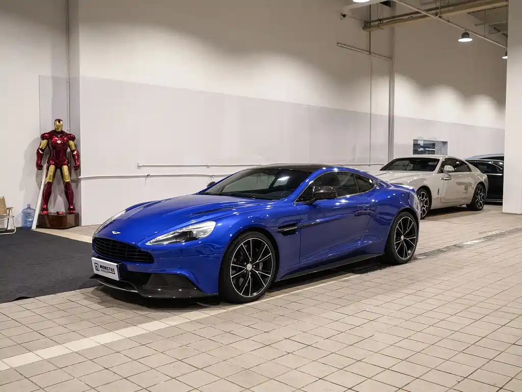 Aston Martin Vanquish — миниатюра 3