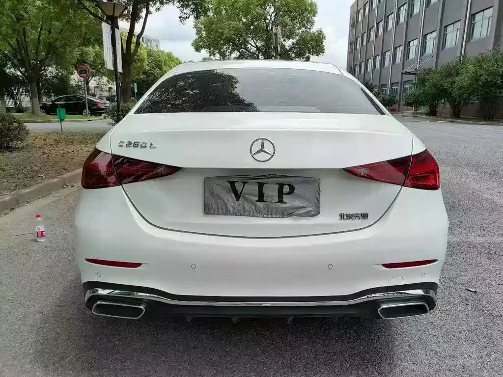Mercedes-Benz C-Class — миниатюра 9