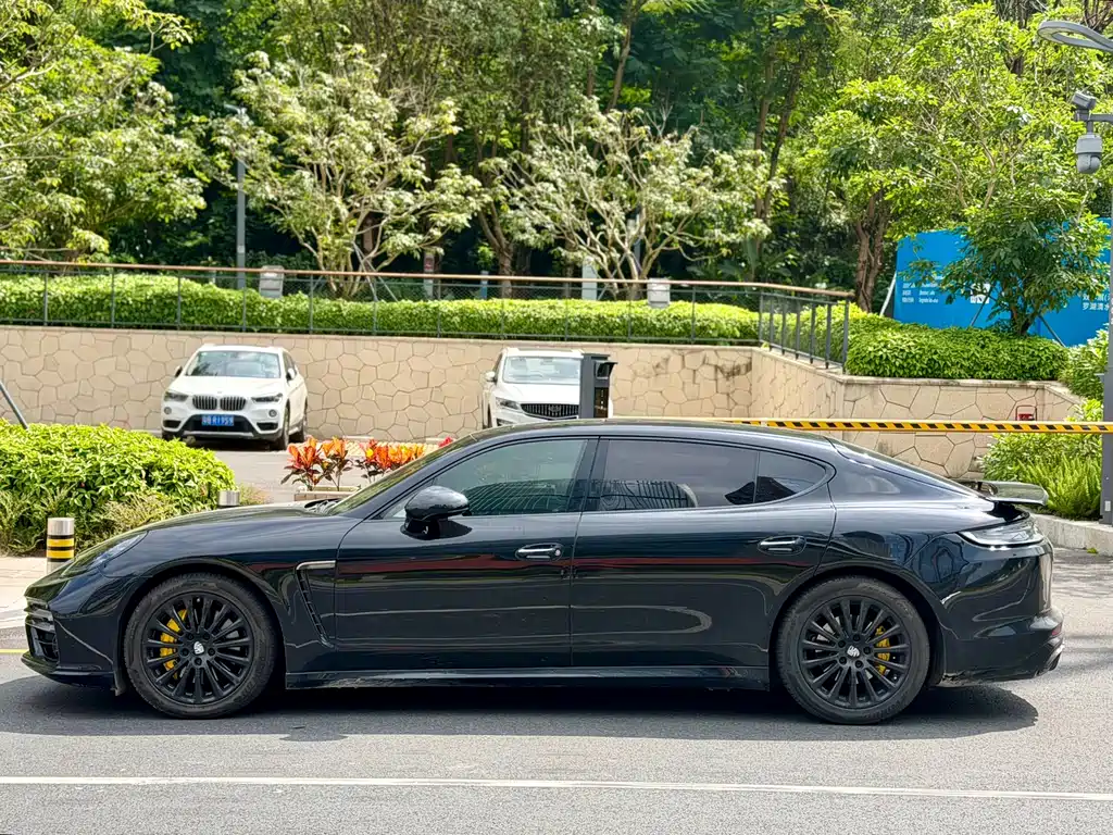 Porsche Panamera — миниатюра 3