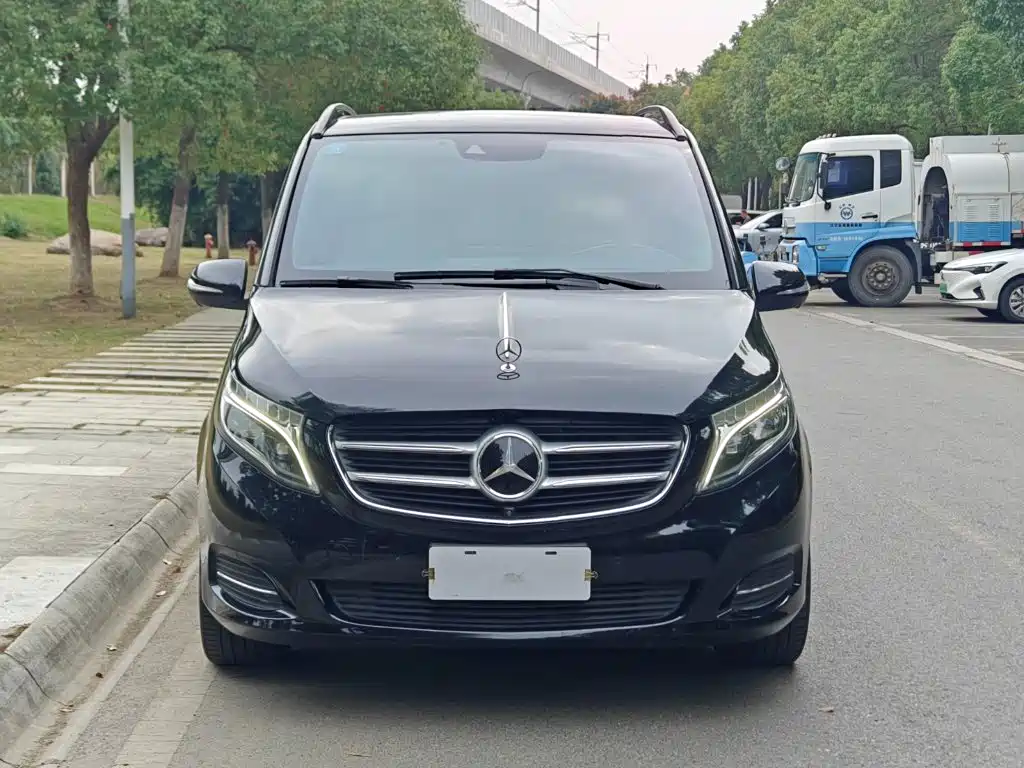 Mercedes-Benz V-Class
