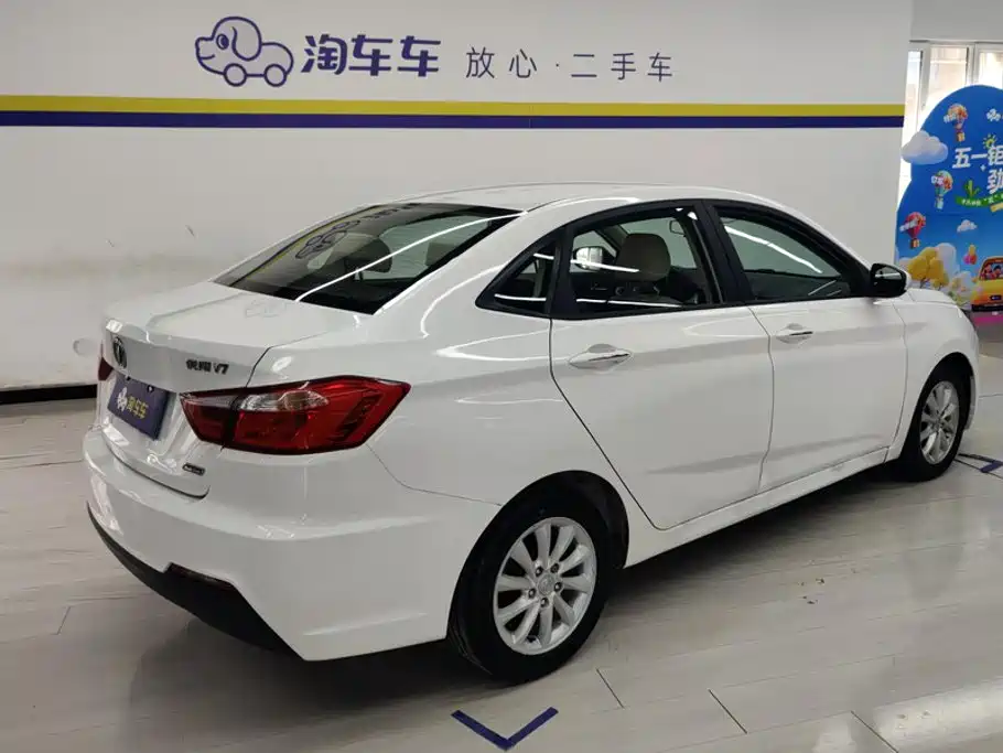 Changan V7 — миниатюра 3