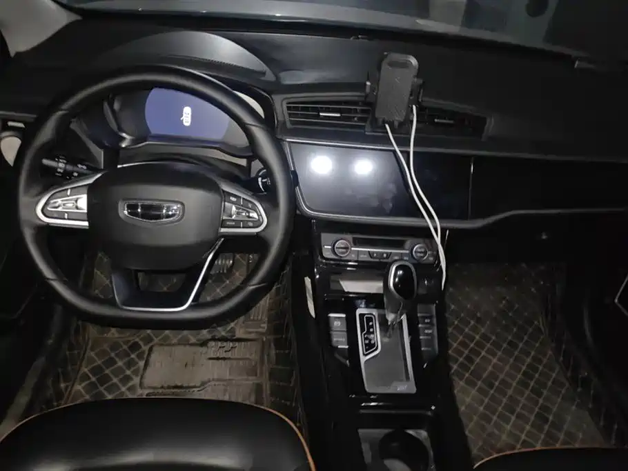 Geely Emgrand GL — миниатюра 12