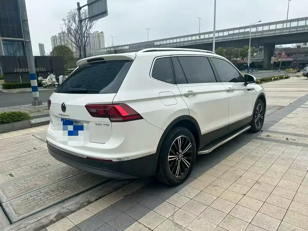 Volkswagen Tiguan L — миниатюра 4