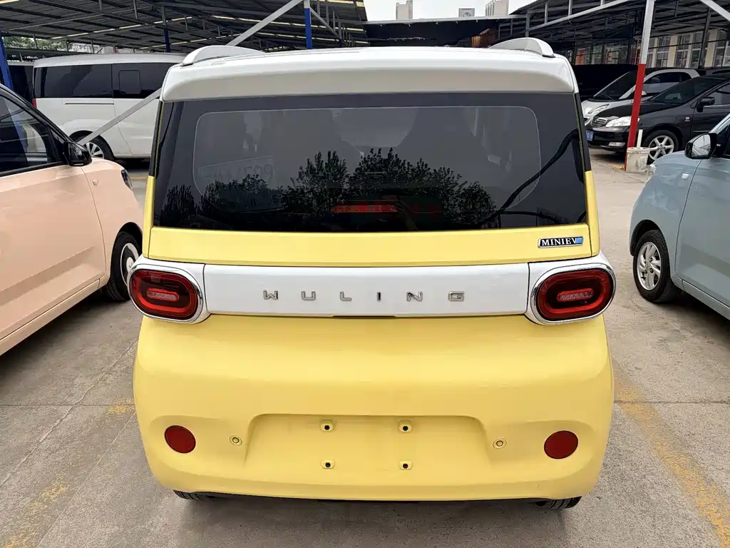 Wuling MINIEV — миниатюра 9