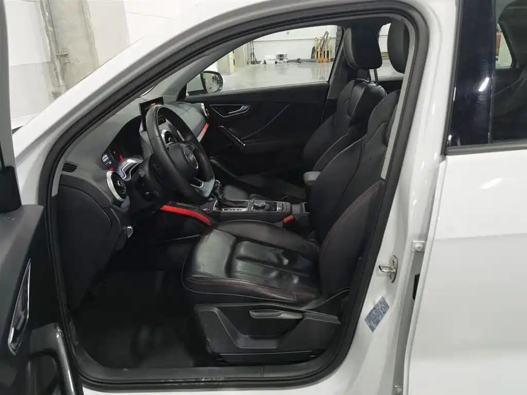 Audi Q2L 2022 35 TFSI