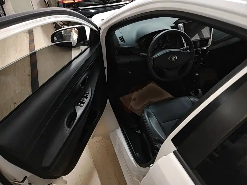 Toyota Vios FS — миниатюра 16