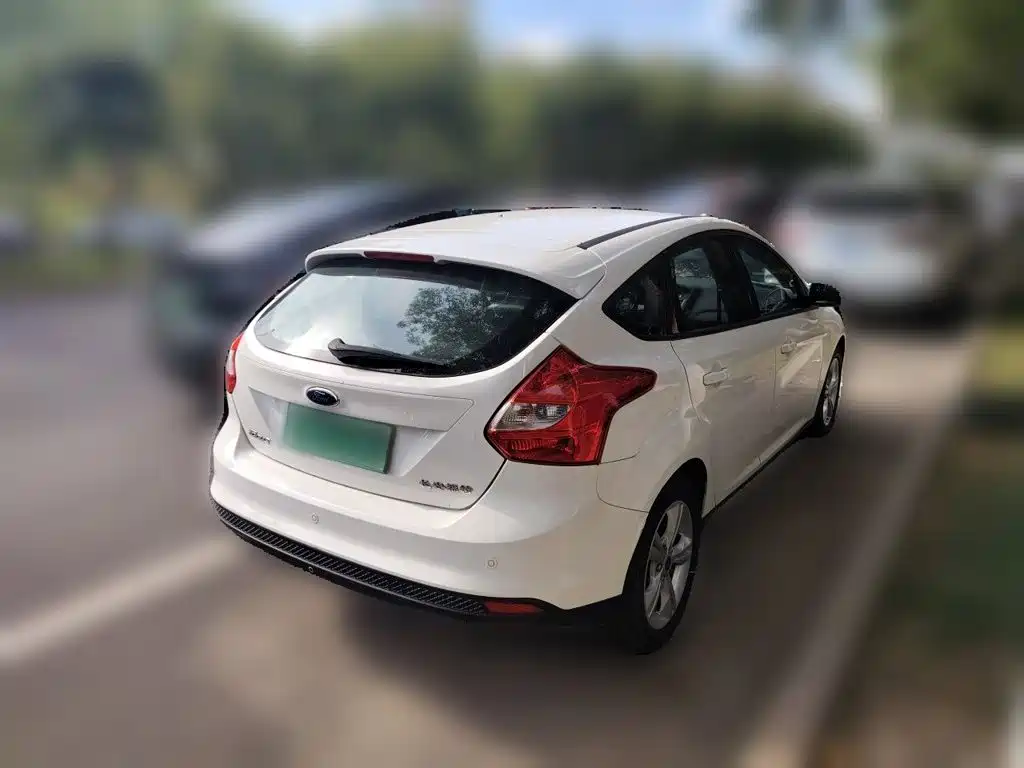 Ford Focus — миниатюра 5