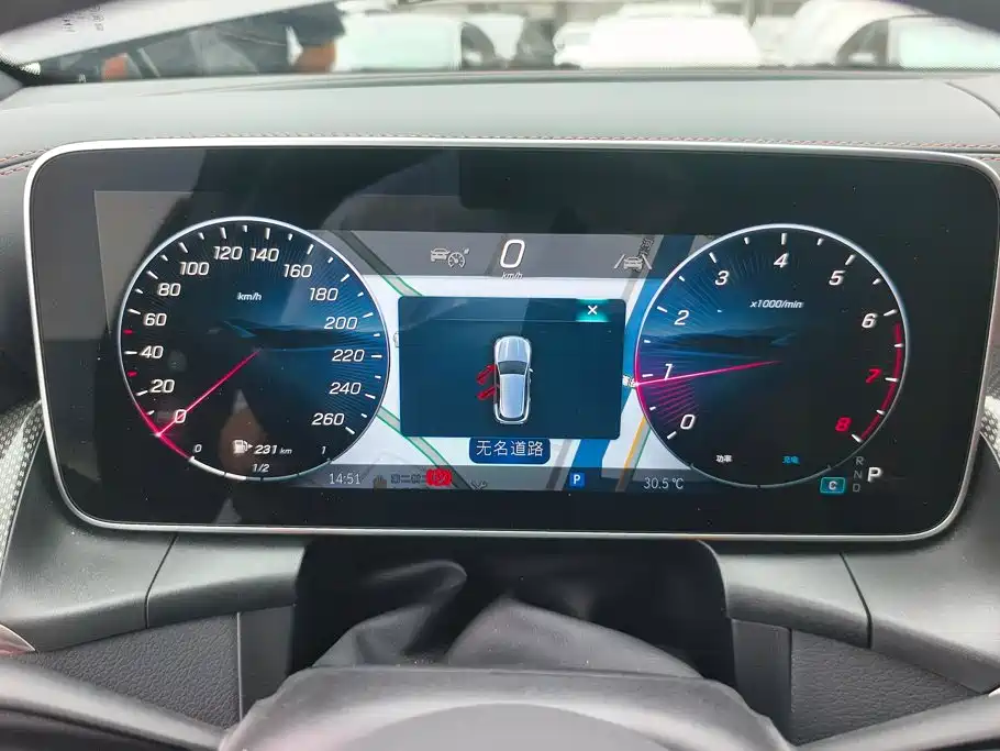 Mercedes-Benz GLC — миниатюра 14